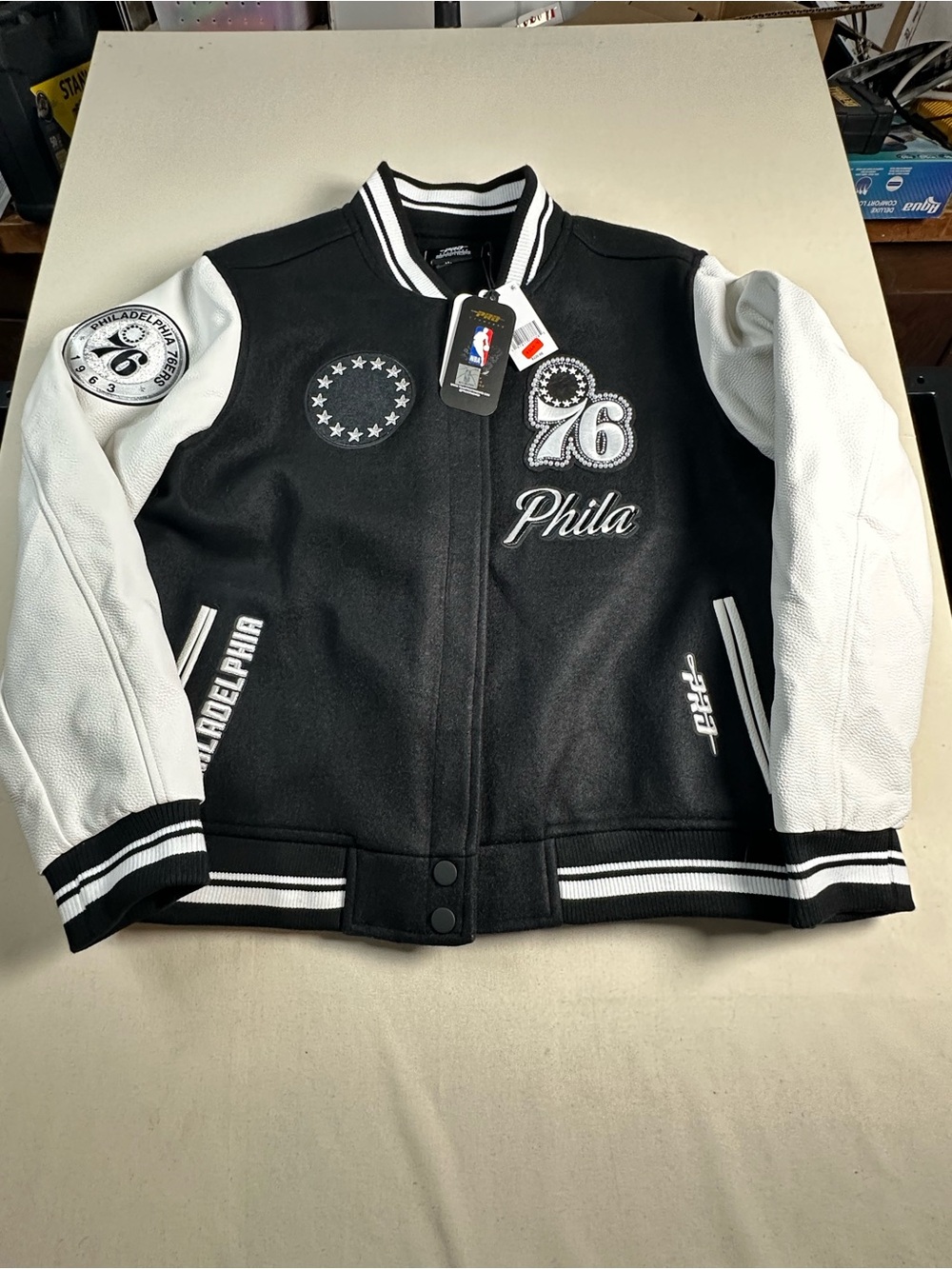 Pro Standard Philadelphia 76ers Full-Zip Varsity Jacket Women’s Large